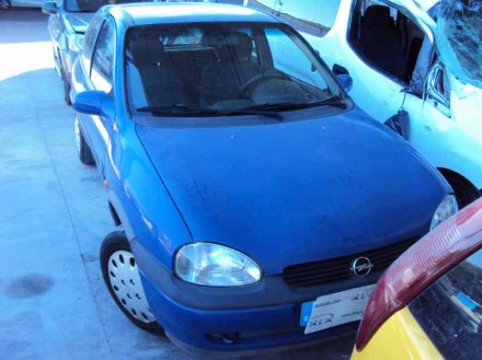 Vehiculo en el desguace: OPEL CORSA B Top