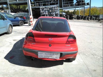 Vehiculo en el desguace: OPEL TIGRA 1.6 16V