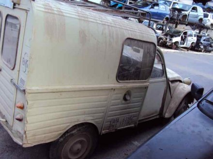 Vehiculo en el desguace: CITROEN 2CV 6 Club