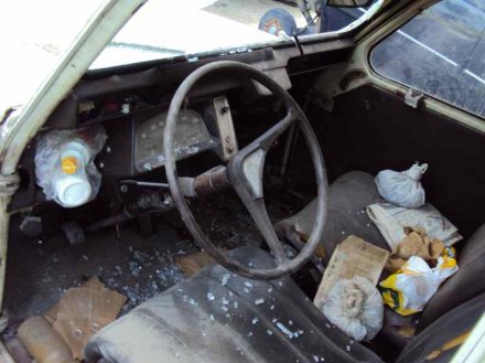 Vehiculo en el desguace: CITROEN 2CV 6 Club