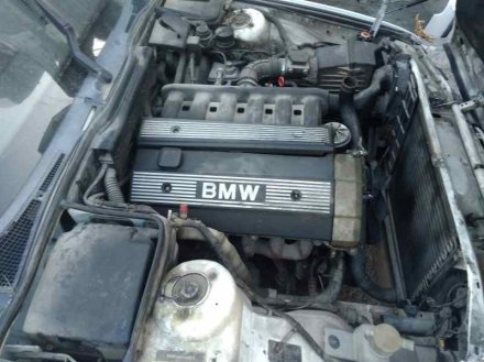 Vehiculo en el desguace: BMW SERIE 5 BERLINA (E34) 520i (110kW)