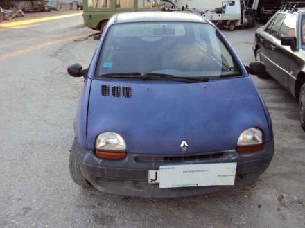 Vehiculo en el desguace: RENAULT TWINGO (CO6) 1.2 (C066/67/68)