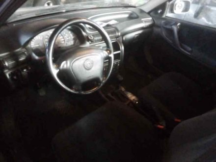 Vehiculo en el desguace: OPEL ASTRA F BERLINA Básico