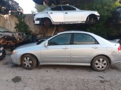 KIA CERATO I Sedán (LD) 1.6 CRDi