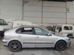 SEAT LEON (1M1) 1.6 16 V