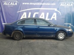VOLKSWAGEN PASSAT BERLINA (3B3) Advance